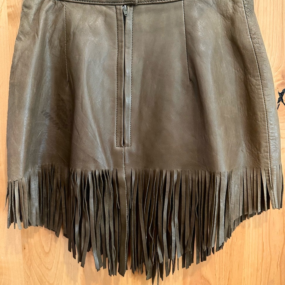Fringed Leather Skirt - Olive Green Vintage - Picture 3 of 9